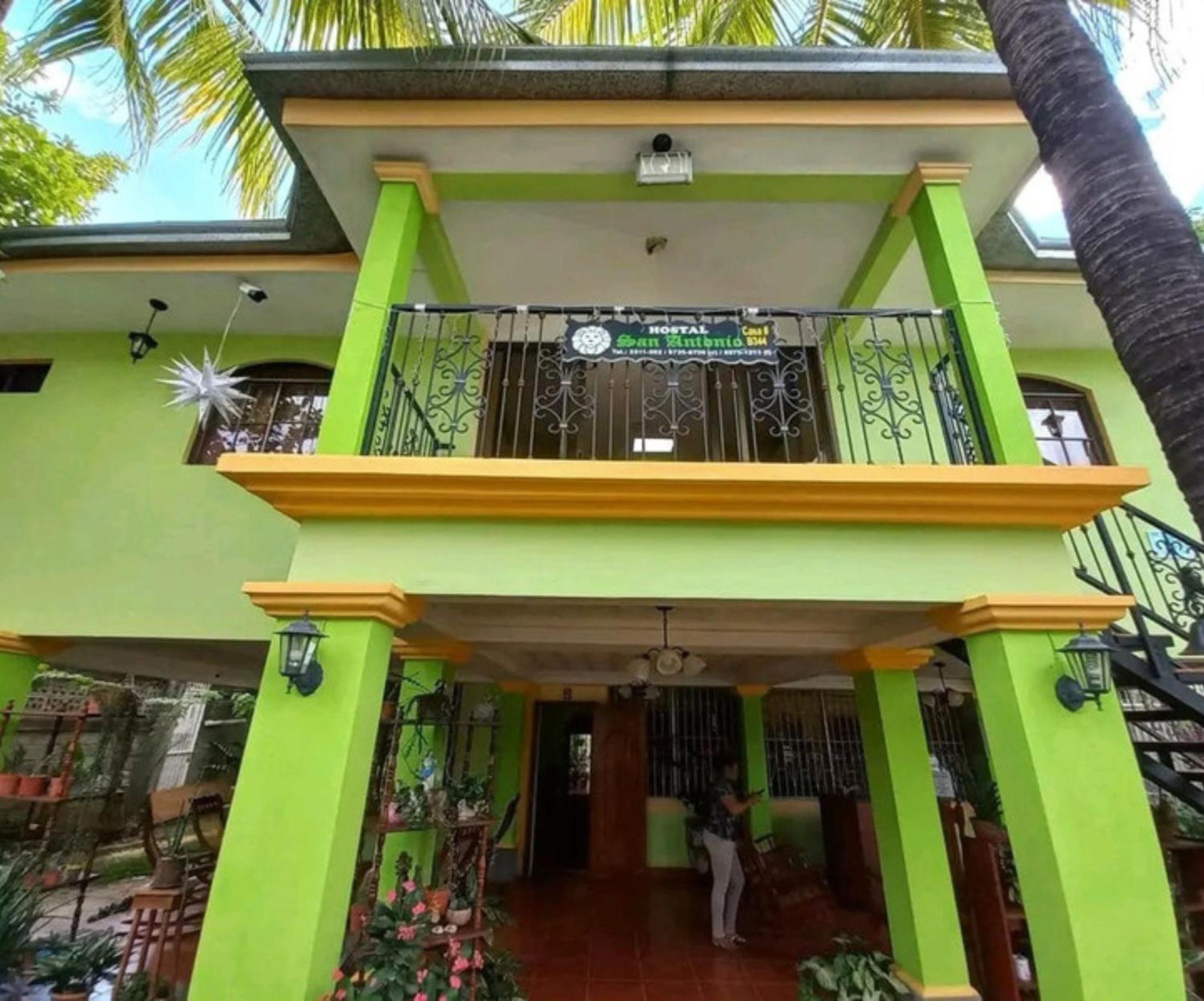 Hostal San Antonio León Exteriér fotografie