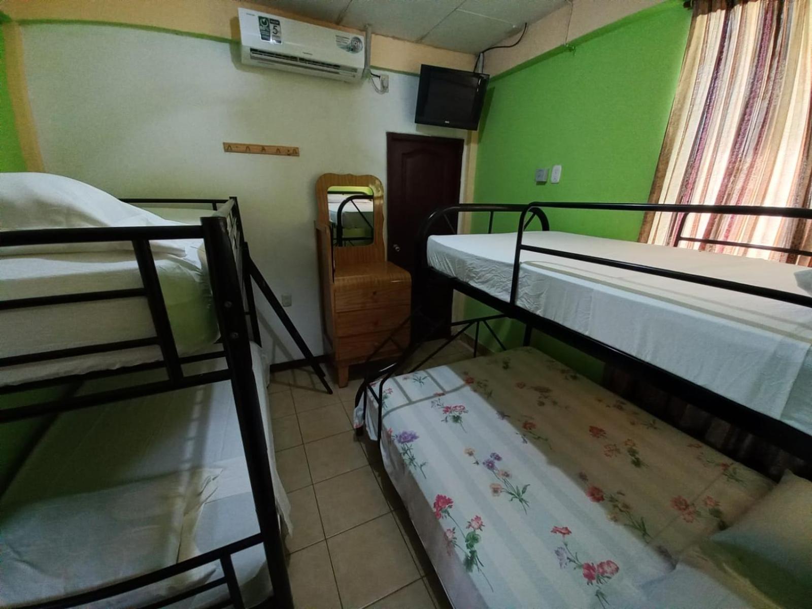 Hostal San Antonio León Exteriér fotografie
