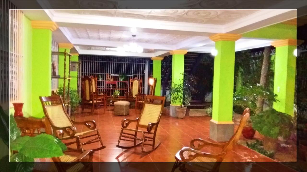 Hostal San Antonio León Exteriér fotografie