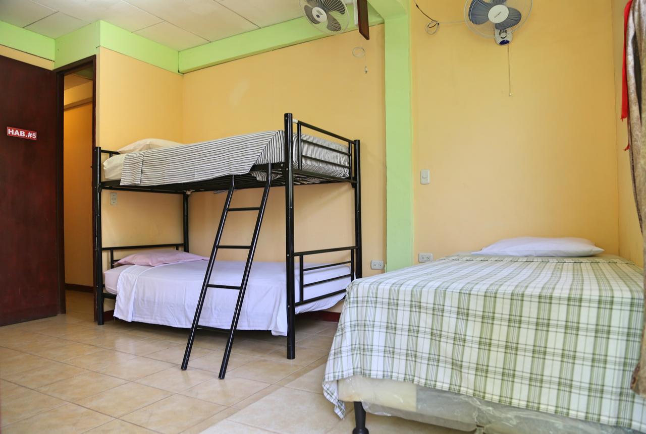 Hostal San Antonio León Exteriér fotografie