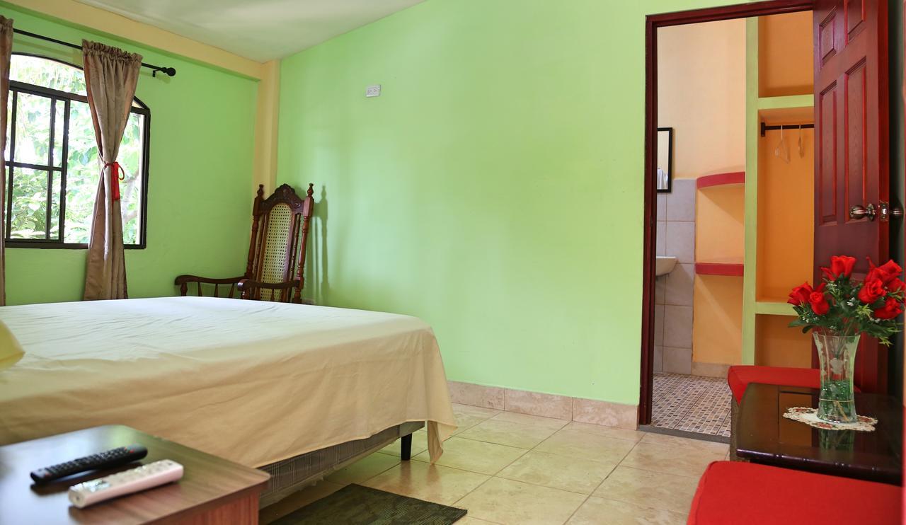 Hostal San Antonio León Exteriér fotografie